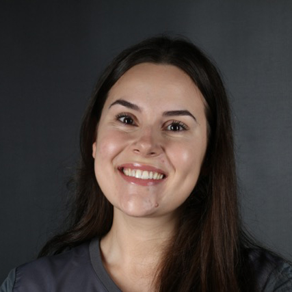 Carolina Simões - Odontopediatria